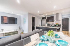Newly Renovated - Upscale 1BR With King Bed - Little Italy!